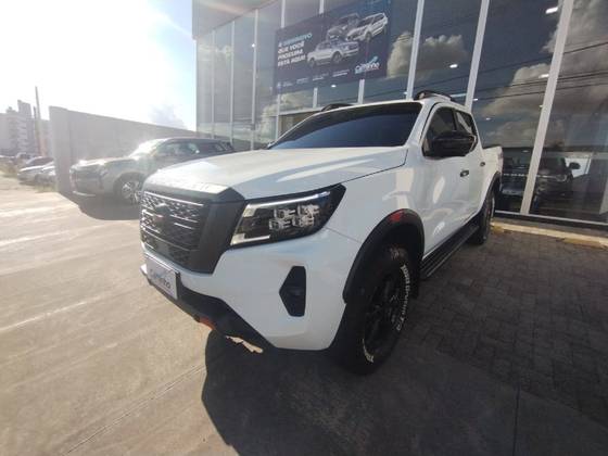 NISSAN FRONTIER 2.3 16V TURBO DIESEL PRO4X CD 4X4 AUTOMÁTICO NISSAN FRONTIER 2.3 16V TURBO DIESEL PRO4X CD 4X4 AUTOMÁTICO